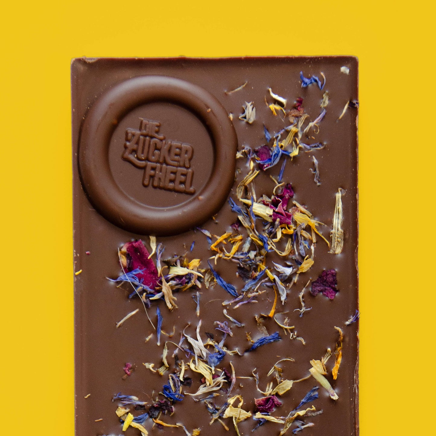 Dunkle Schokolade mit Heublumen