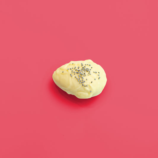 Zwetschge-Mohn Osterei-Praline